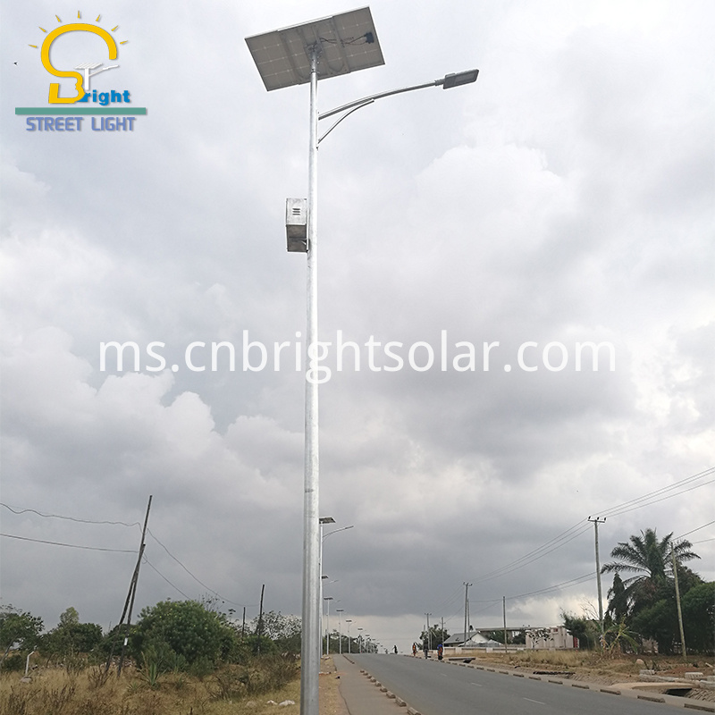 Solar Street Light dengan Battery Hanging Solar Street Light with Hanging Battery